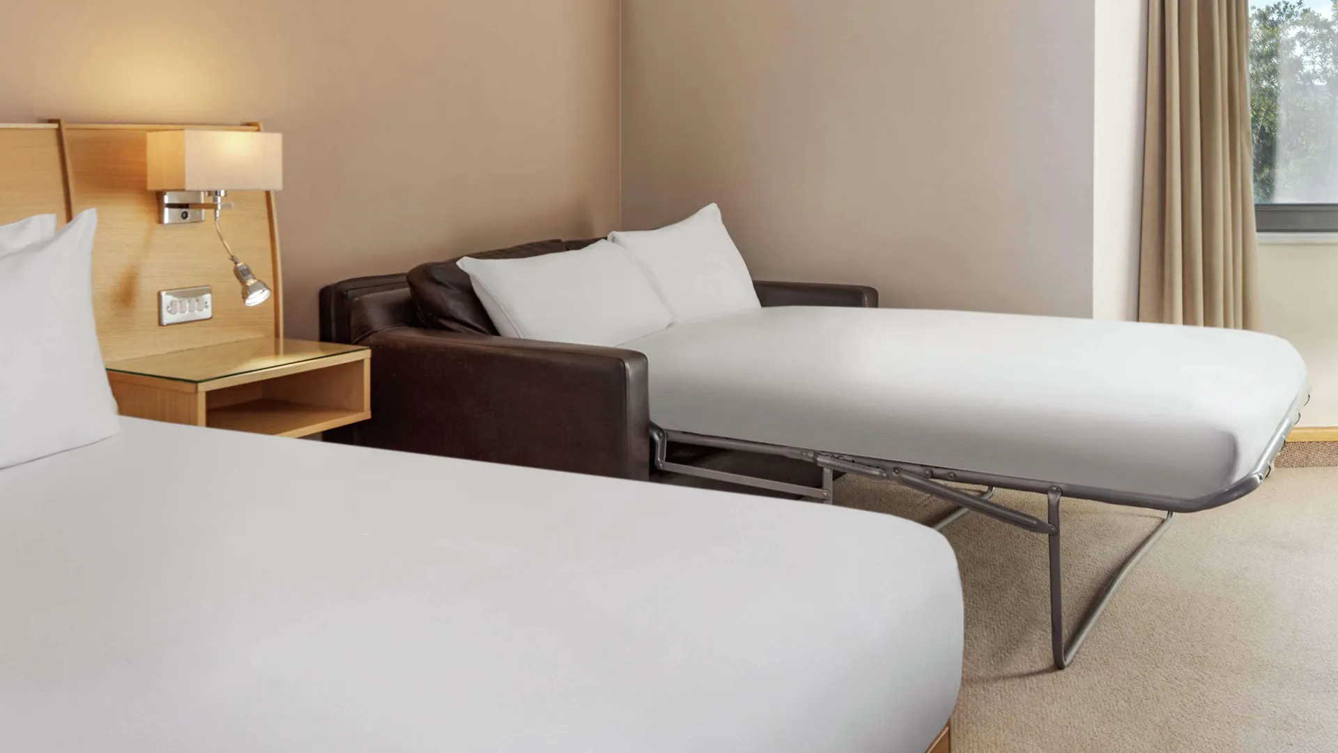 Doubletree By Hilton Manchester Airport Хейл Отель