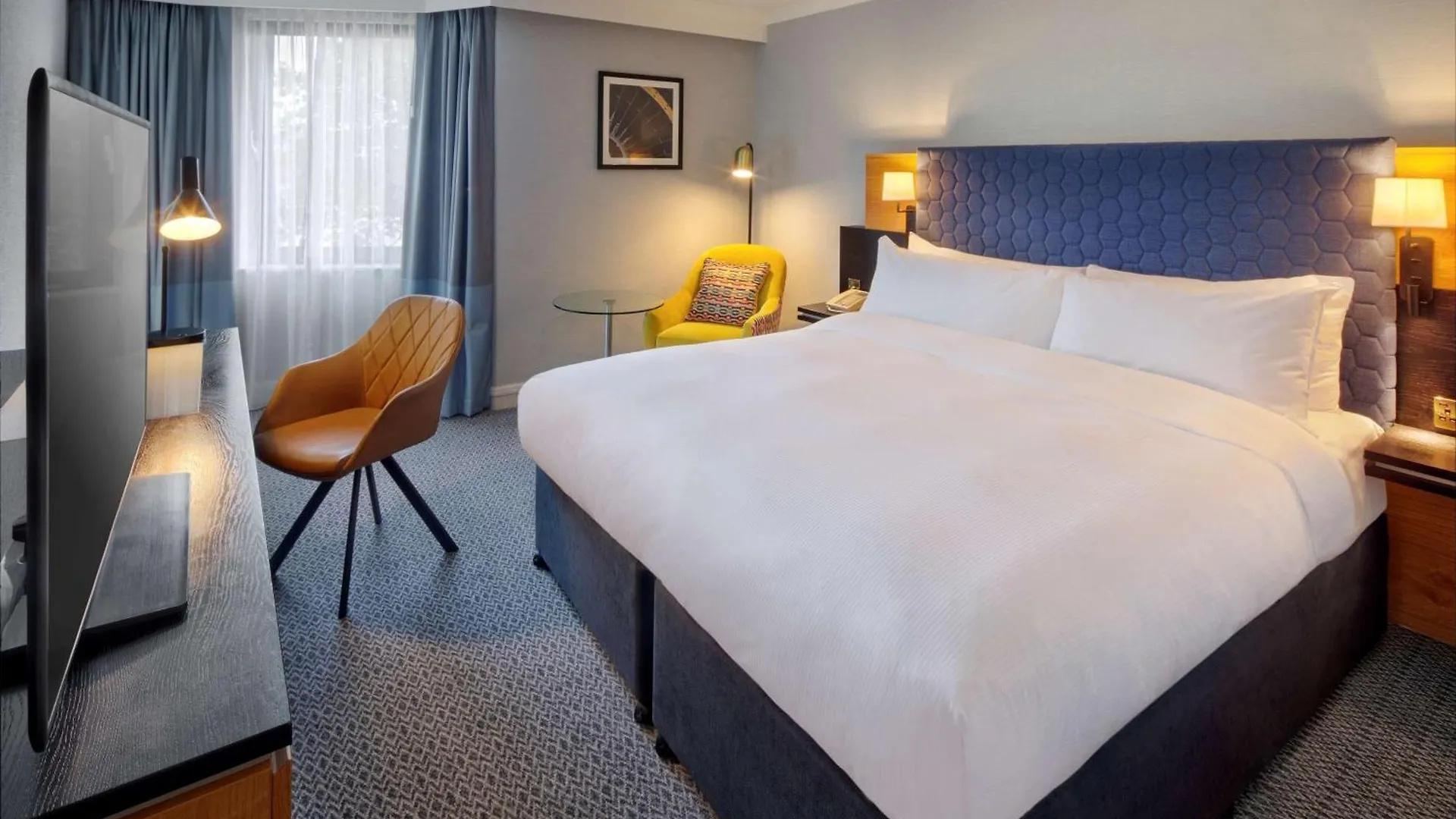 Doubletree By Hilton Manchester Airport Хейл