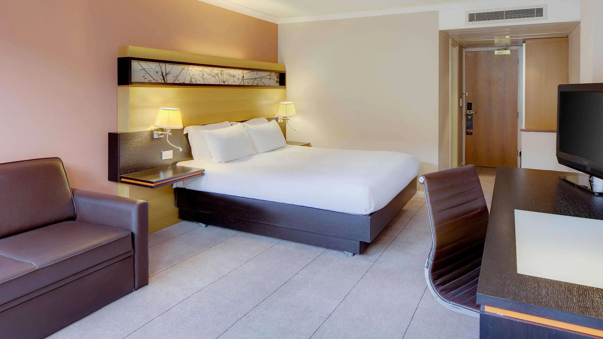 Doubletree By Hilton Manchester Airport Hale