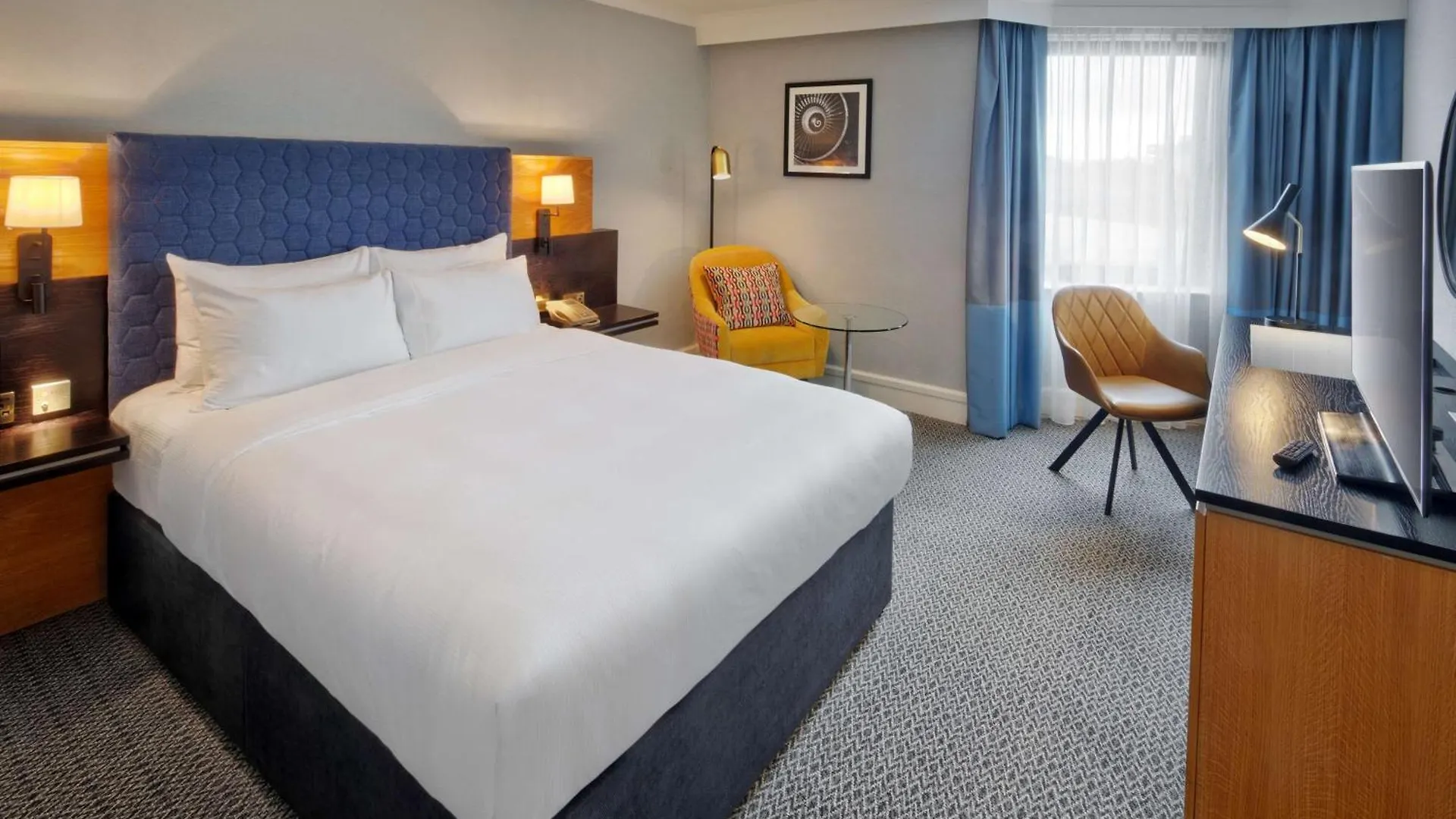 Doubletree By Hilton Manchester Airport Hale  United Kingdom