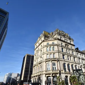 https://royal-hotel-cardiff.cardiffhotelswales.com